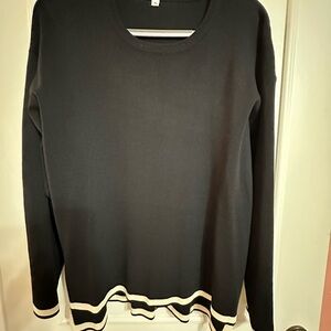 Classic Elegant Rich Black and Ivory Women's Sweater/Pant Set Size L